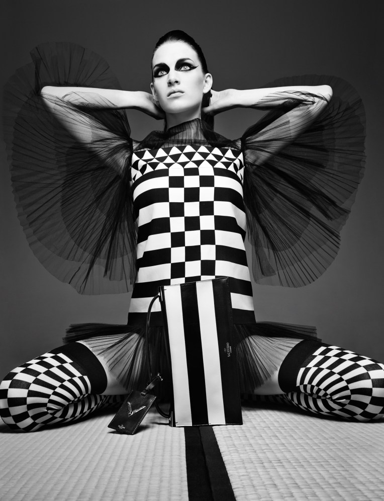 kris-jenner-courtney-love-nina-agdal-ashleigh-good-antonia-wilson-ally-ertel-alix-angjeli-by-anthony-maule-for-cr-fashion-book-fall-winter-2015-3